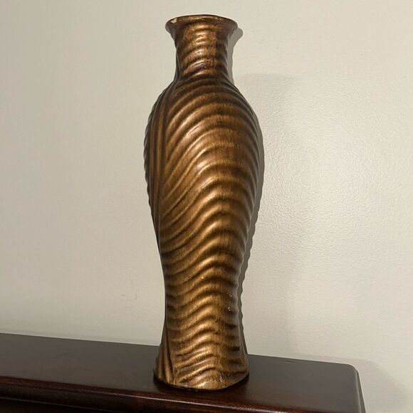 Kirkland’s Decorative Vase Maple Swirl Painted 12” - Picture 5 of 8
